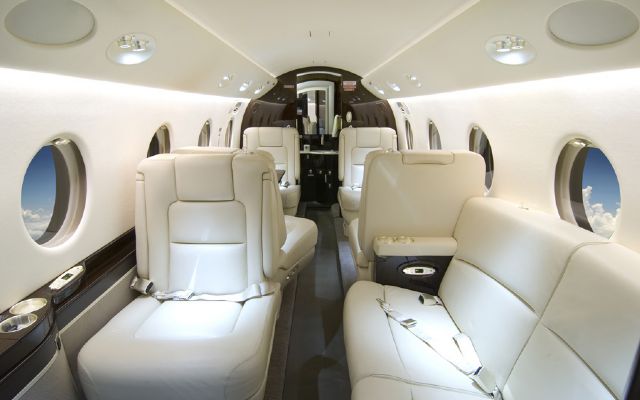 GulfstreamG150_interior_mid_jets